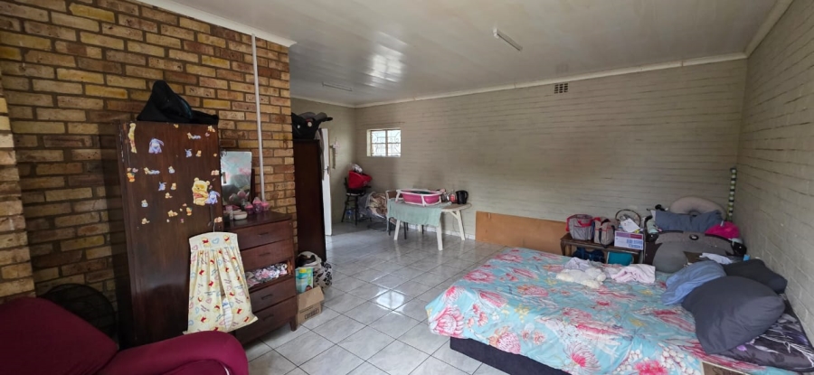 5 Bedroom Property for Sale in Elandia North West